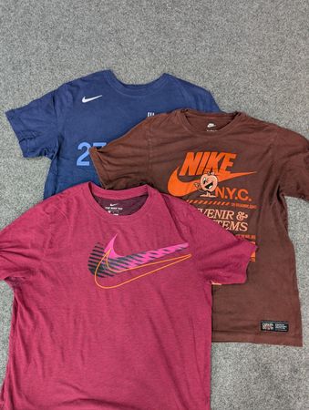ZV2238 Nike T-Shirts (2-5)