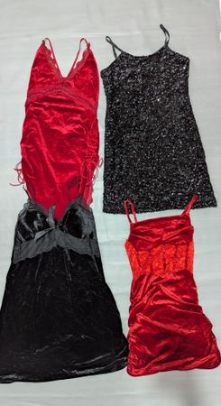 Mini velvet dress