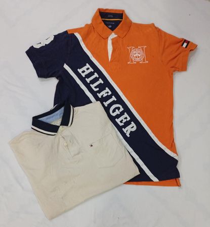 CR8071 Vintage Tommy Hilfiger T-Shirts
