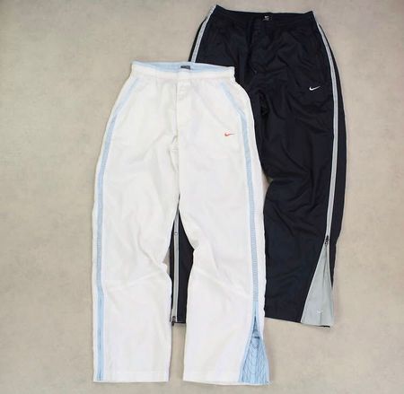 Premium vintage Nike Trackpants
