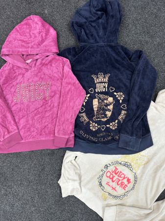 SD390 - Juicy Couture Tops - 21 Pieces