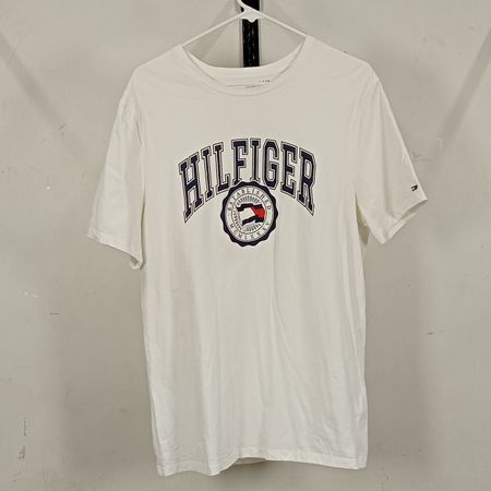 TOMMY HILFIGER POLO SHIRTS & CREW NECK T-SHIRT - BUNDLE 44