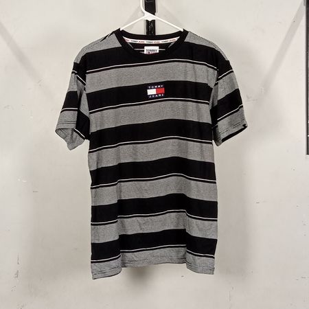 TOMMY HILFIGER POLO SHIRTS & CREW NECK T-SHIRT - BUNDLE 53