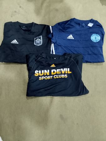Adidas T-shirt