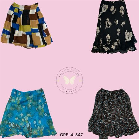 Retro 2000s Printed Skirt – Y2K Street Style Essential (GRF-4-347)