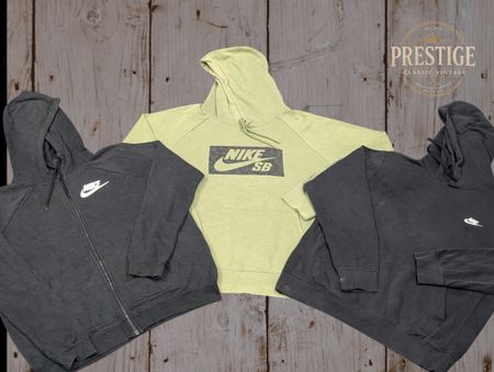 Nike sweatshirt