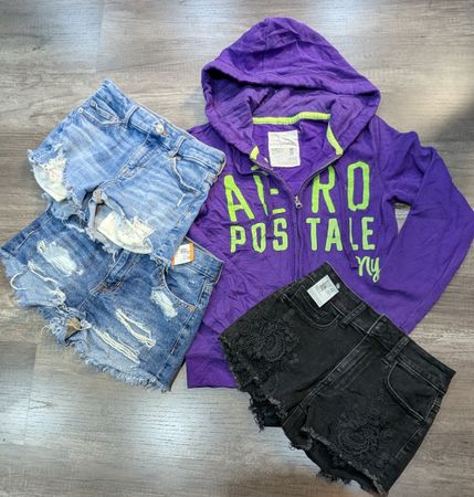 5428 - American Eagle, Aeropostale, Hollister Pantaloni corti, T-shirt, Felpe con cappuccio