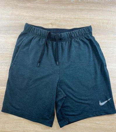 Shorts Nike Adidas.