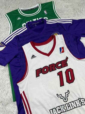 Adidas sport t-shirts