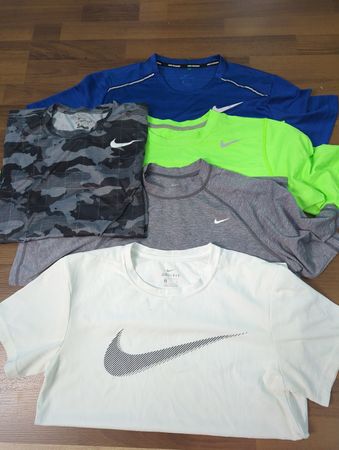 AV-1688 Nike T-Shirts s/s