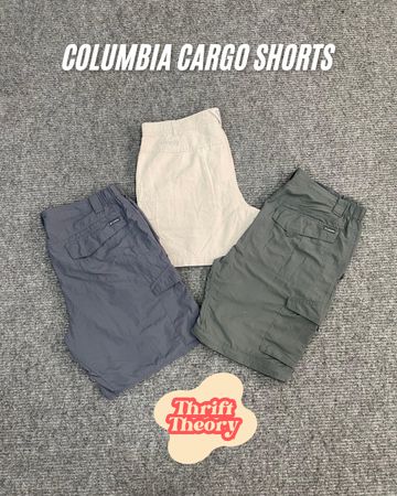 Columbia Cargo Shorts - (07/05)