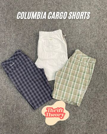 Columbia Cargo Shorts - (07/05)