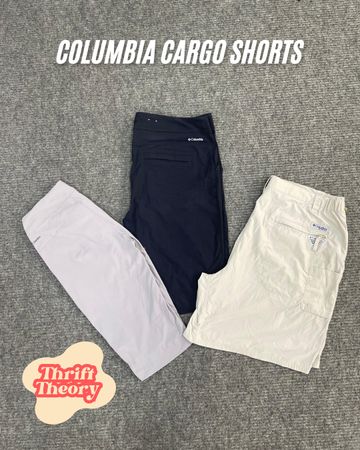 Columbia Cargo Shorts - (07/05)