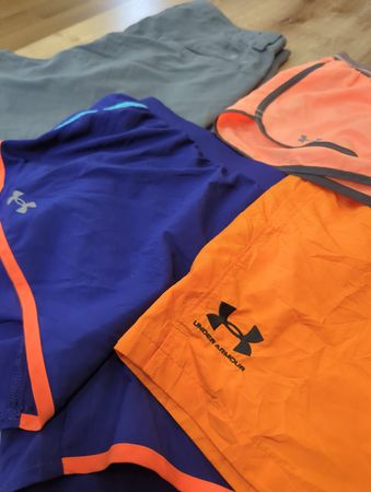 AV-1696 Under Armour Shorts