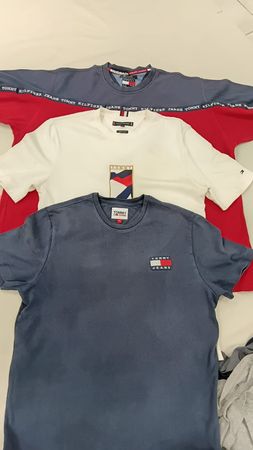 Men's Tommy Hilfiger Round Neck T-Shirts VV03
