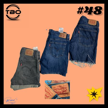 Women Levi’s Shorts (brand) Levi’s #48.