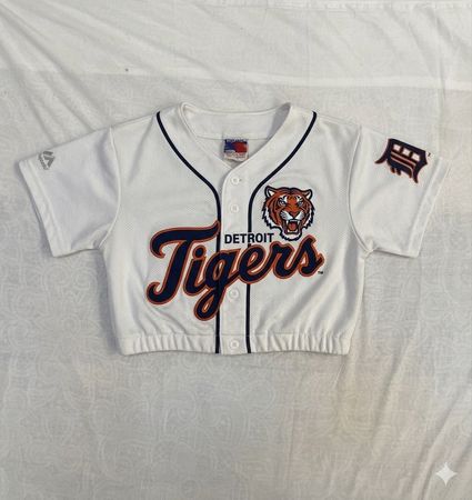 Upcycle baseball Jerseys Crop Top (Dv -05)