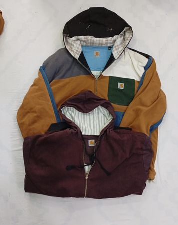 CR8367 UPCYCLED CARHARTT HOODIE JACKETS