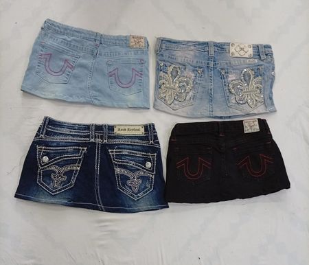 CR8373 UPCYCLED MIX BRANDED MINI DENIM SKIRTS