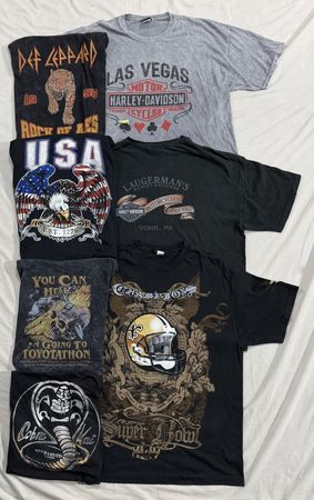 Vintage Graphic T-Shirts (340)