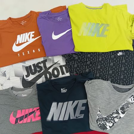 Vintage Nike Round Neck T-Shirt - Basic Logo Nike Crew Neck Premium NKTS004