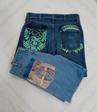 CR8447 UPCYCLED PRINTED SHORTS