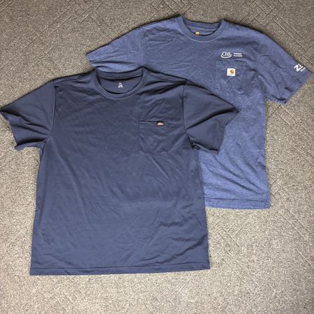 Authentic Carhartt and Dickies Jackets (cv 32)