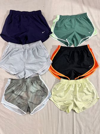 Nike Sexy Short (395)