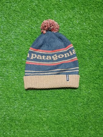 Mix premium branded beanies F_03