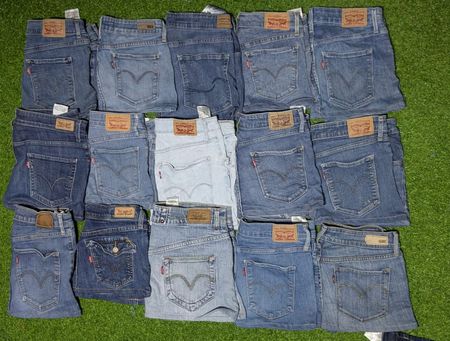 FALDAS MINI DE LEVI’S (C 109)
