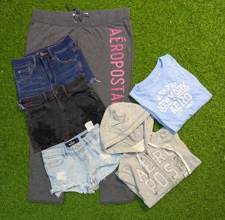 5650 - American Eagle, Hollister, Aeropostale Shorts, Blusen, T-Shirts, Hoodies, Hosen