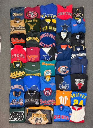 Starter/NFL/NHL jackets 39 piece