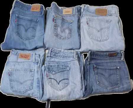 LEVI’S SHORTS ((AW 058)