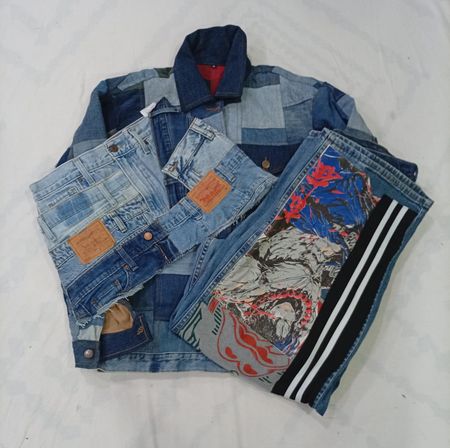 CR8544 UPCYCLED LEVI'S MIX BUNDLE