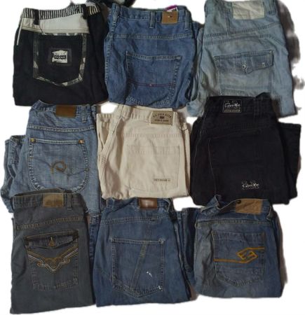 ROCAWEAR  AND OTHER MIX BRANDS SHORTS (ID 437)