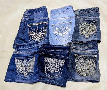PREMIERE AND OTHER MIX BRAND MINI SKIRTS (AW 066)