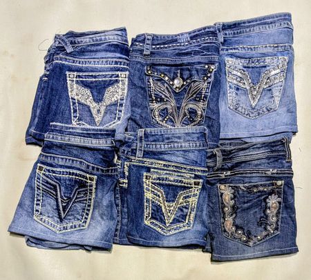 VIGOSS AND OTHER MIX BRANDS MINI SKIRTS (AW 064)