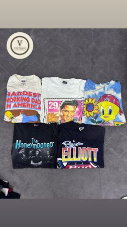 Vintage Mixed Graphic T-Shirts #160526