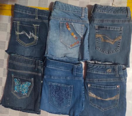 LEE AND OTHER BRANDS MINI SKIRTS (1109)