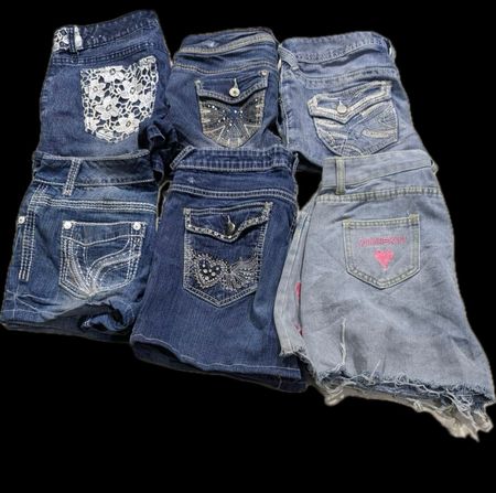 LEVI’S AND OTHER MIX BRANDS MINI SHORTS (029)