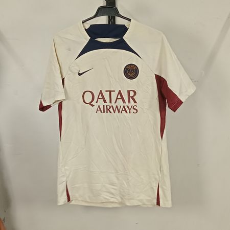 NIKE SPORTS T-SHIRTS - BUNDLE 09