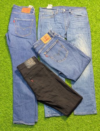 5691 - Levi's Straight and relaxed Jeans