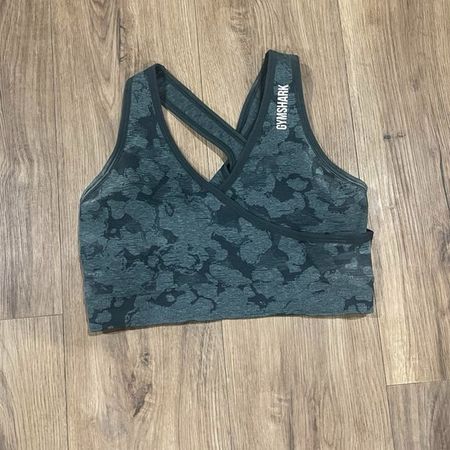 Gym shark sport bra