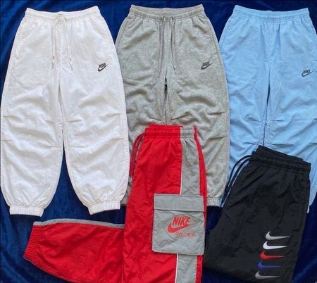 Nike Sweatpants & Joggers