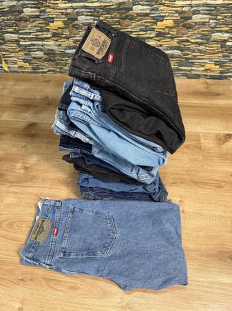 AV-1820 Wrangler Jeans