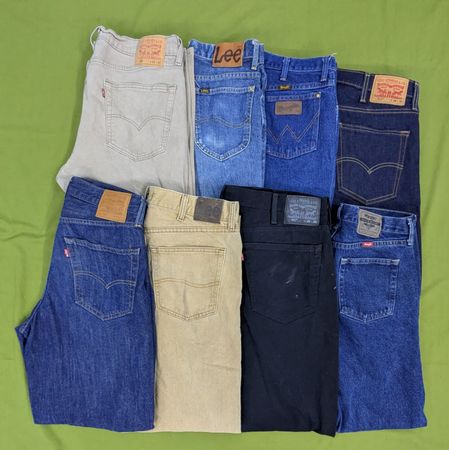 RV3530 Lee, Levi's, Wrangler Mix Jeans