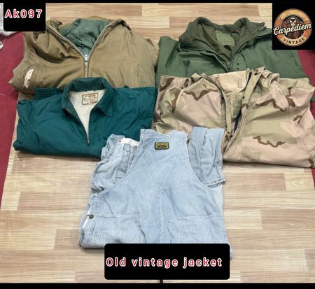 Old vintage jacket ak097