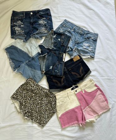 American Eagle and Hollister Sexy Shorts /B#086