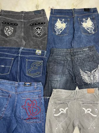 38+ HipHop Shorts Bundle