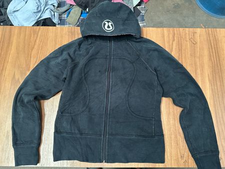 Premium quality authentic Lululemon jacket